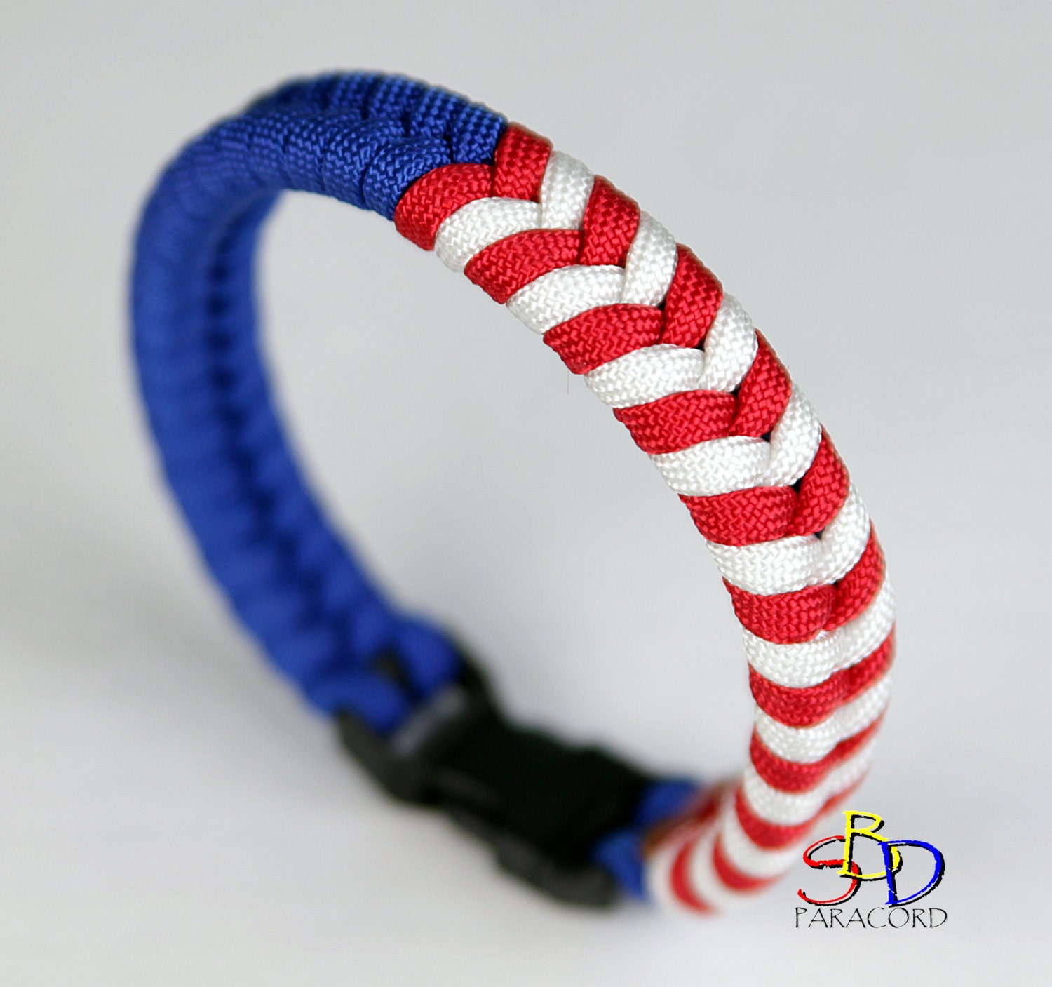 USA Paracord Bracelet Fishtail Design Red by StrappedByDesign
