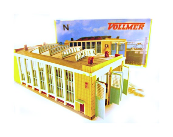 Vintage Vollmer N Scale Model Railroad Kit, Collectible Diesel Shed 