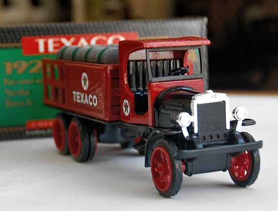 texaco collectible trucks