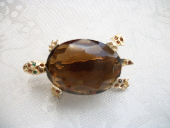 Vintage De Nicola Turtle Amber Rootbeer Stone Figural Brooch Pin Designer Art Deco Collectors