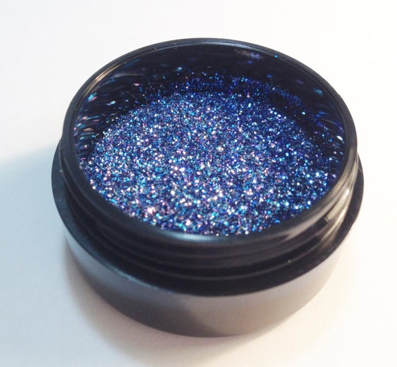 Loose makeup glitter