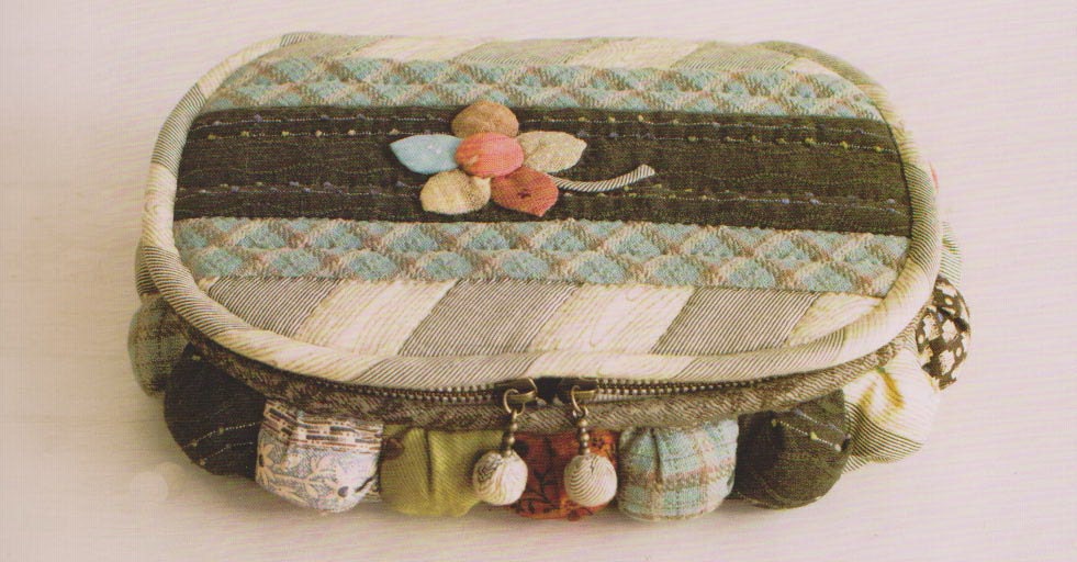 No.70 PDF Pattern Ebook Sewing Kit holder case box quilt
