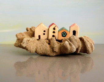 Miniature ceramic houses, Beach art, Miniature house, Ceramic house, Rustic house, Dolls and houses, Collectible miniature, Ceramic decor