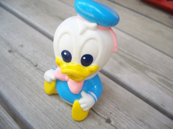 donald duck squeaky toy