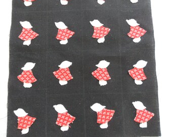 Unfinished Quilt Top Mini Dollhouse Quilt Miniature Quilt Sunnbonnet Sue Appliqued Quilt Red and Black Quilt Top 1/12th Scale Shabby Chic