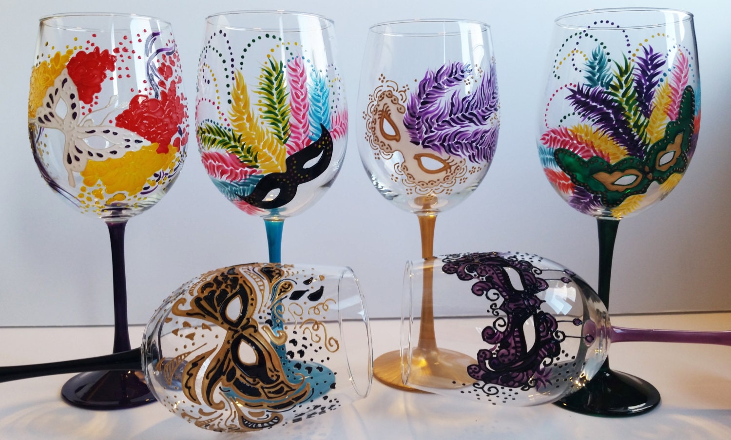 mardi gras wine glasses