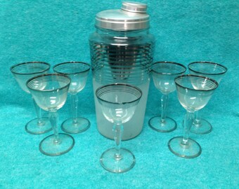 Cocktail Shaker Set Glass Top Hat With 4 by Justaboutmodern