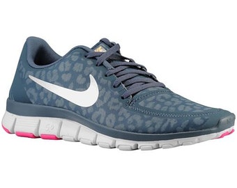 Popular items for nike free on Etsy