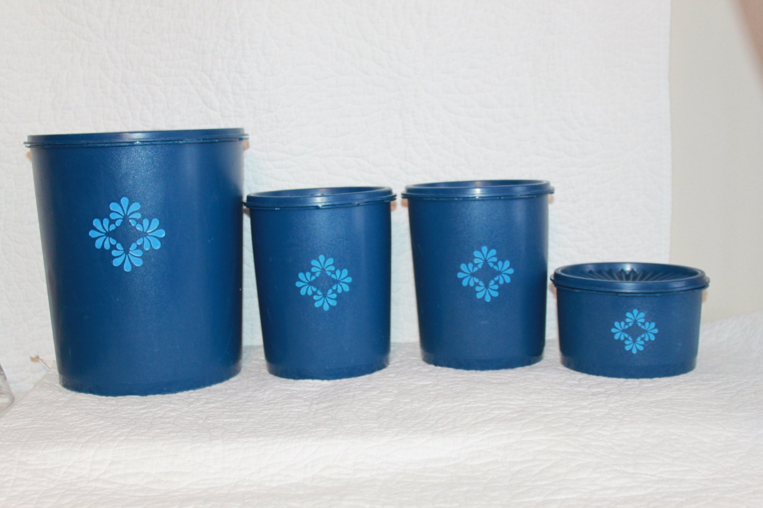 D3 Vintage Dark Blue Tupperware Storage Container Cannister