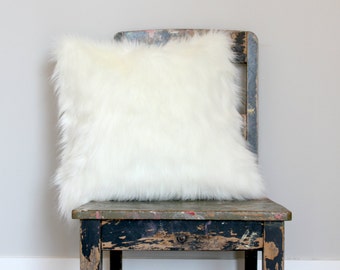 White Fox Faux Fur Pillow, Off White Fur Cushion Cover, Accent Pillow, Fake Fur Throw Pillow, Winter Decor, Textured Throw Pillow, Decor
