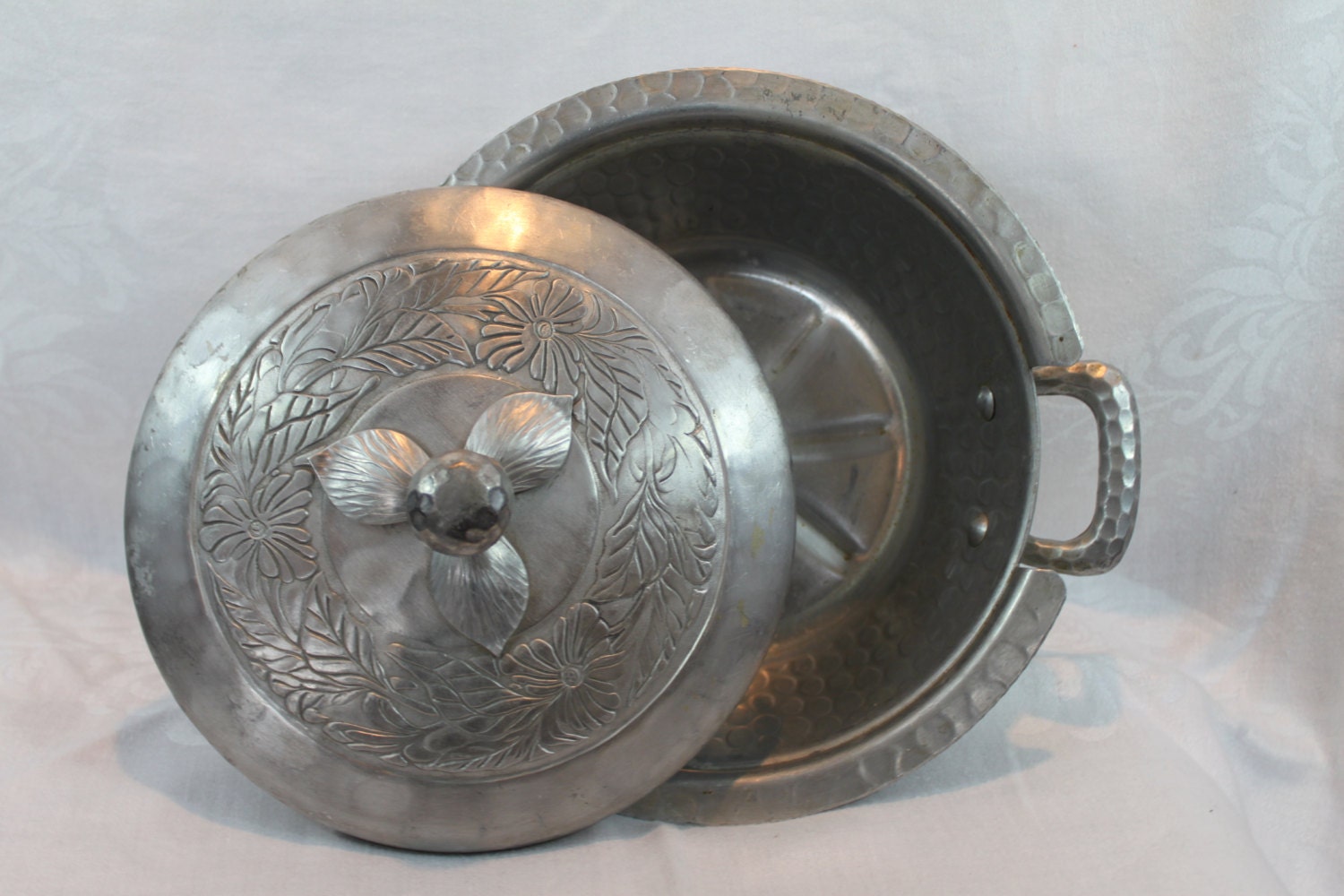 SALE Vintage 1930s Hand Everlast Metal Aluminum