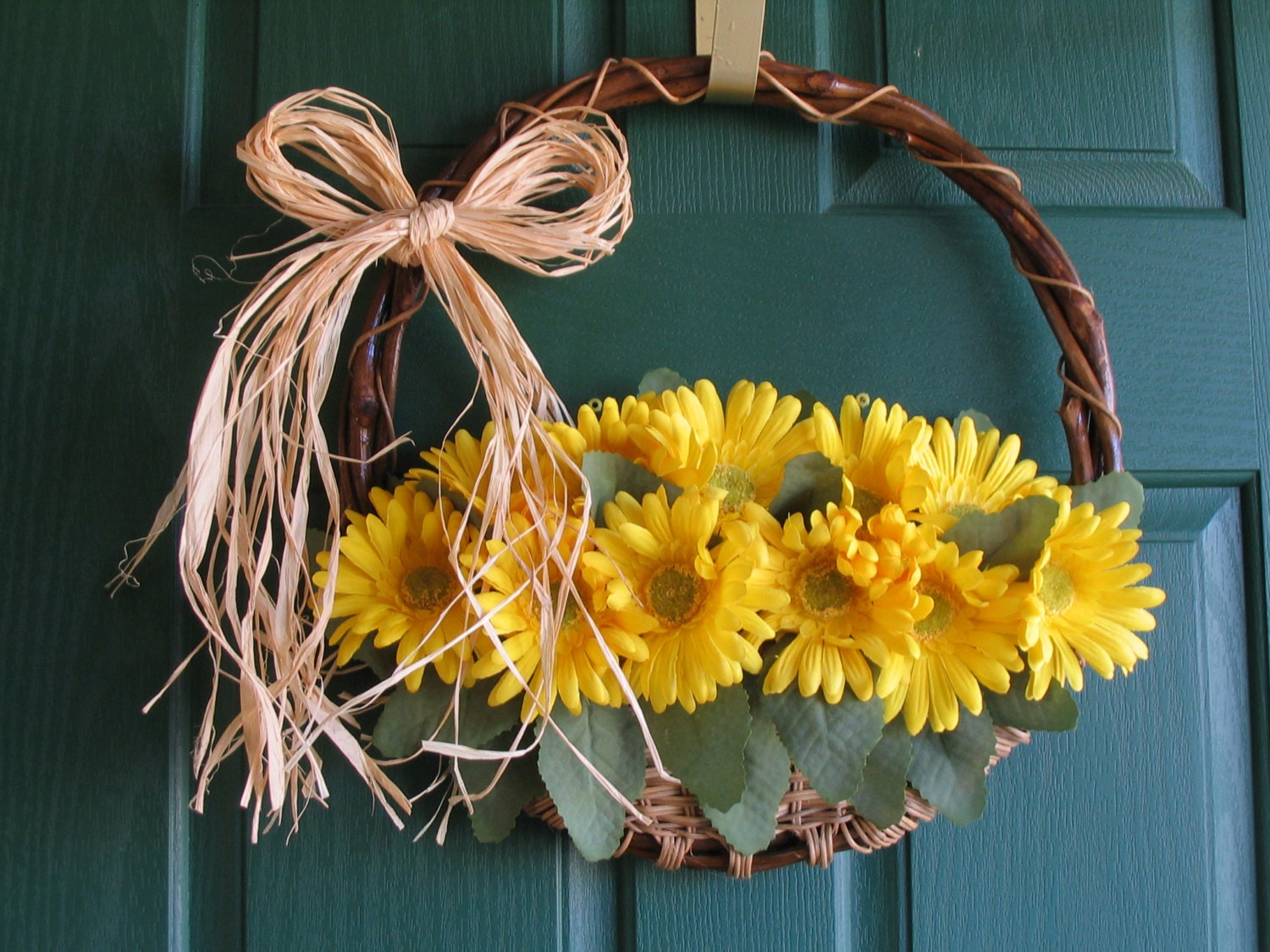 Gerber Daisy Door Basket by JansByDesign on Etsy