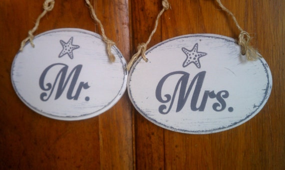 Beach Wedding Signs Mr. & Mrs. Starfish Gray Wedding Decorations Nautical Wedding Signs Tropical Wedding