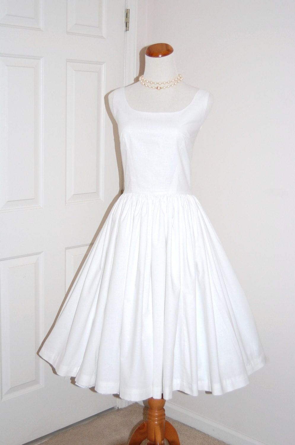 audrey hepburn white gown