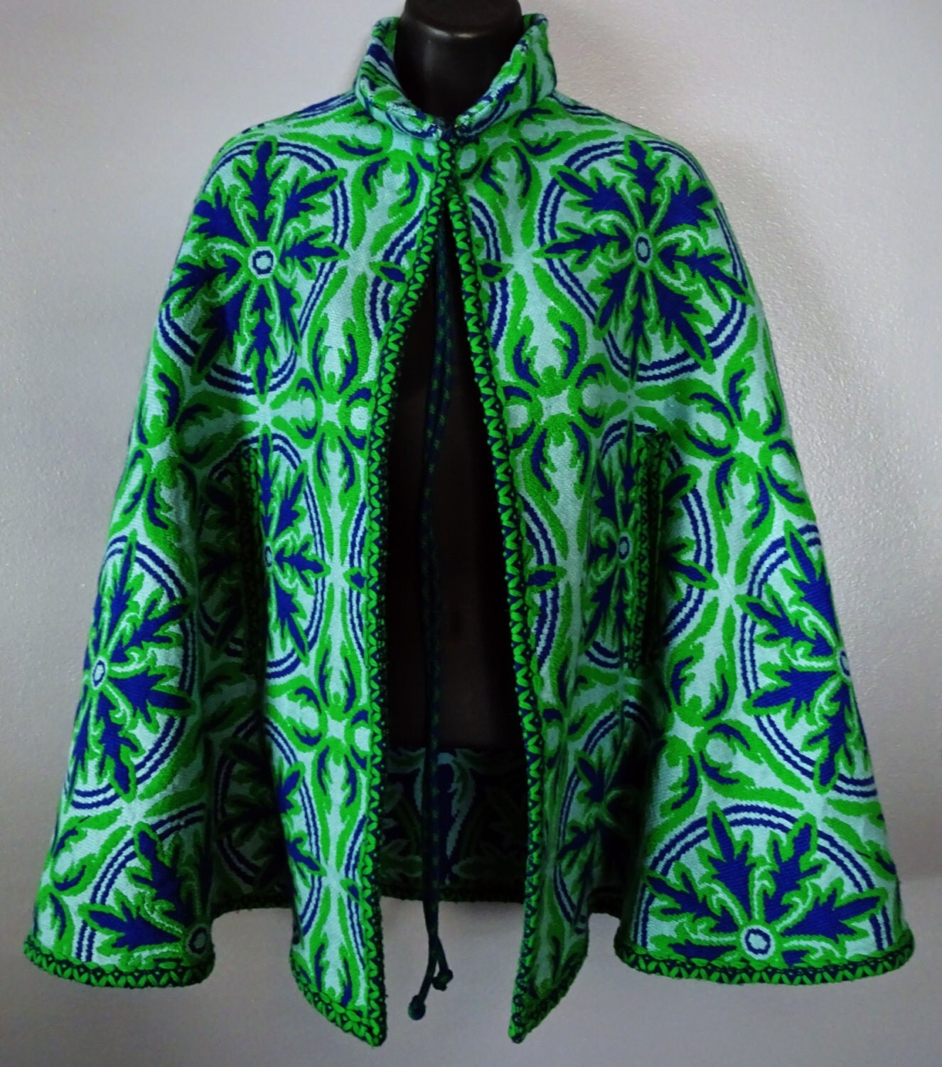 Vintage wool cape poncho turquoise blue green Spain Spanish