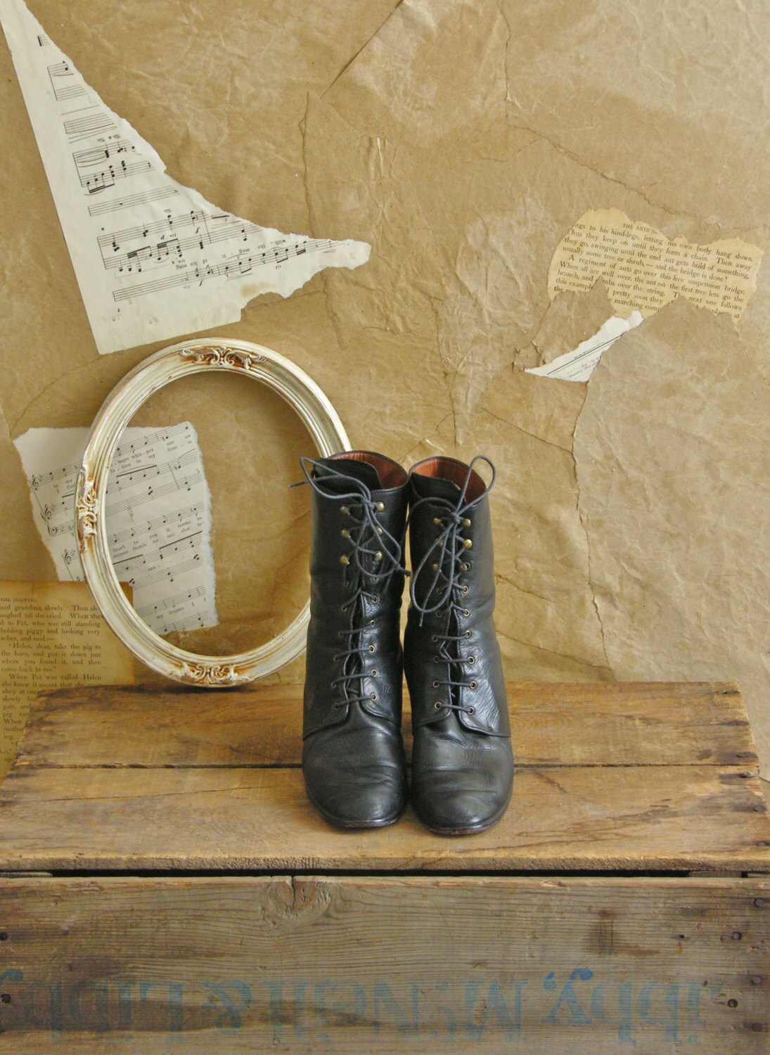 Vintage 1960s Path Less Traveled Black Leather Lace Up Boots Size 7