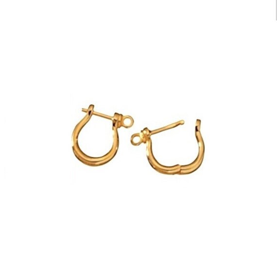 Nautical 14k Gold Shackle Earrings Set by JewelryYourStyle on Etsy