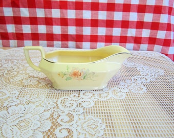 Elegant Vintage Homer Laughlin Gravy Boat D37NS Made in USA Serving Piece, Dining, Classy, Collectible, Anniversary Gift, Holiday
