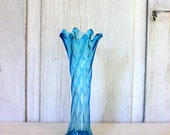 vintage dugan wide rib glass vase in celeste blue // early 1900s // eapg depression glass