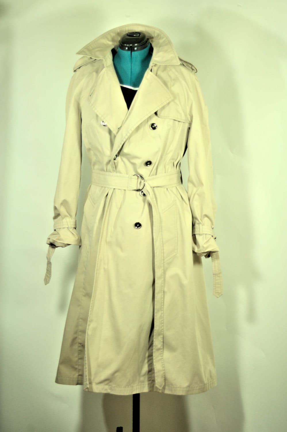 Women's Trench Coat. Vintage London Fog by RobinsHeritageUSA