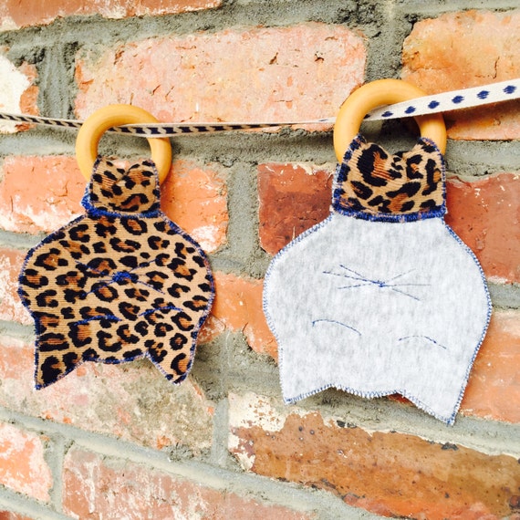 cat teething ring