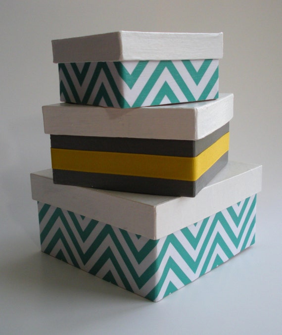 Set of 3 square chevron decorative nesting boxes