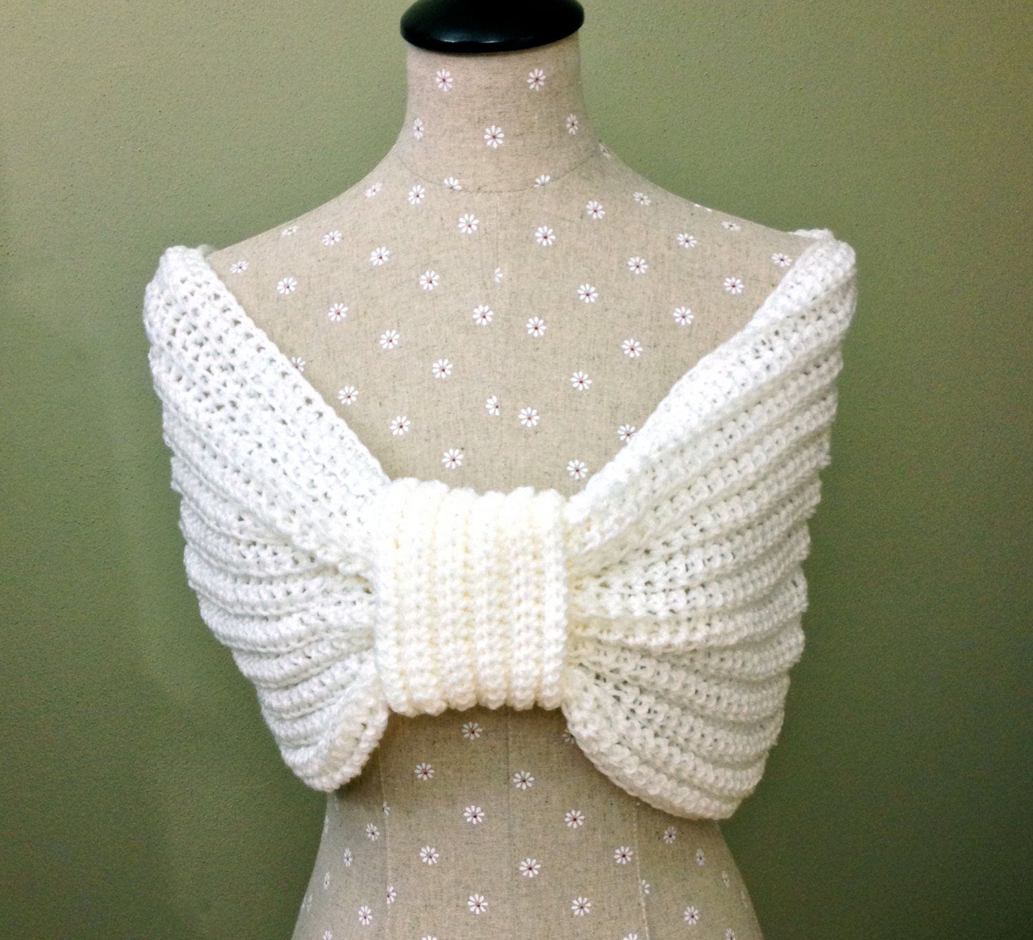 White Infinity Wrap Off Shoulder Stole Crochet Ribbed Shoulder