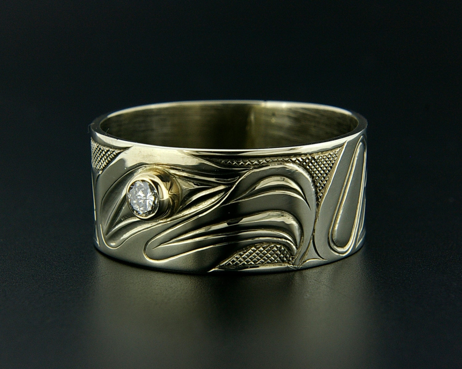  Mens  Haida 14k White Gold  Wedding  Ring  Eagle Design with 16pt