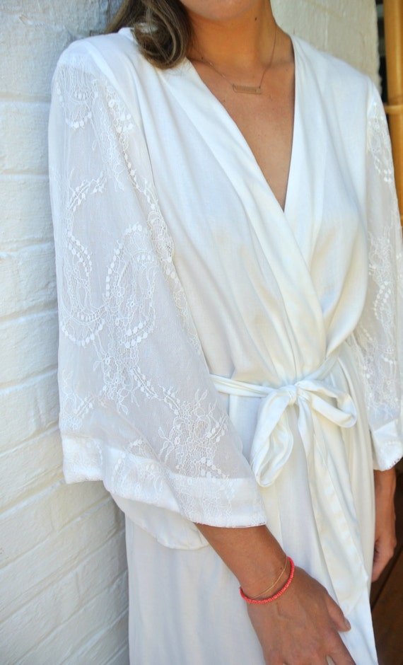 Luxurious French Lace Sleeve Cream Long Kimono Robe by Piyama