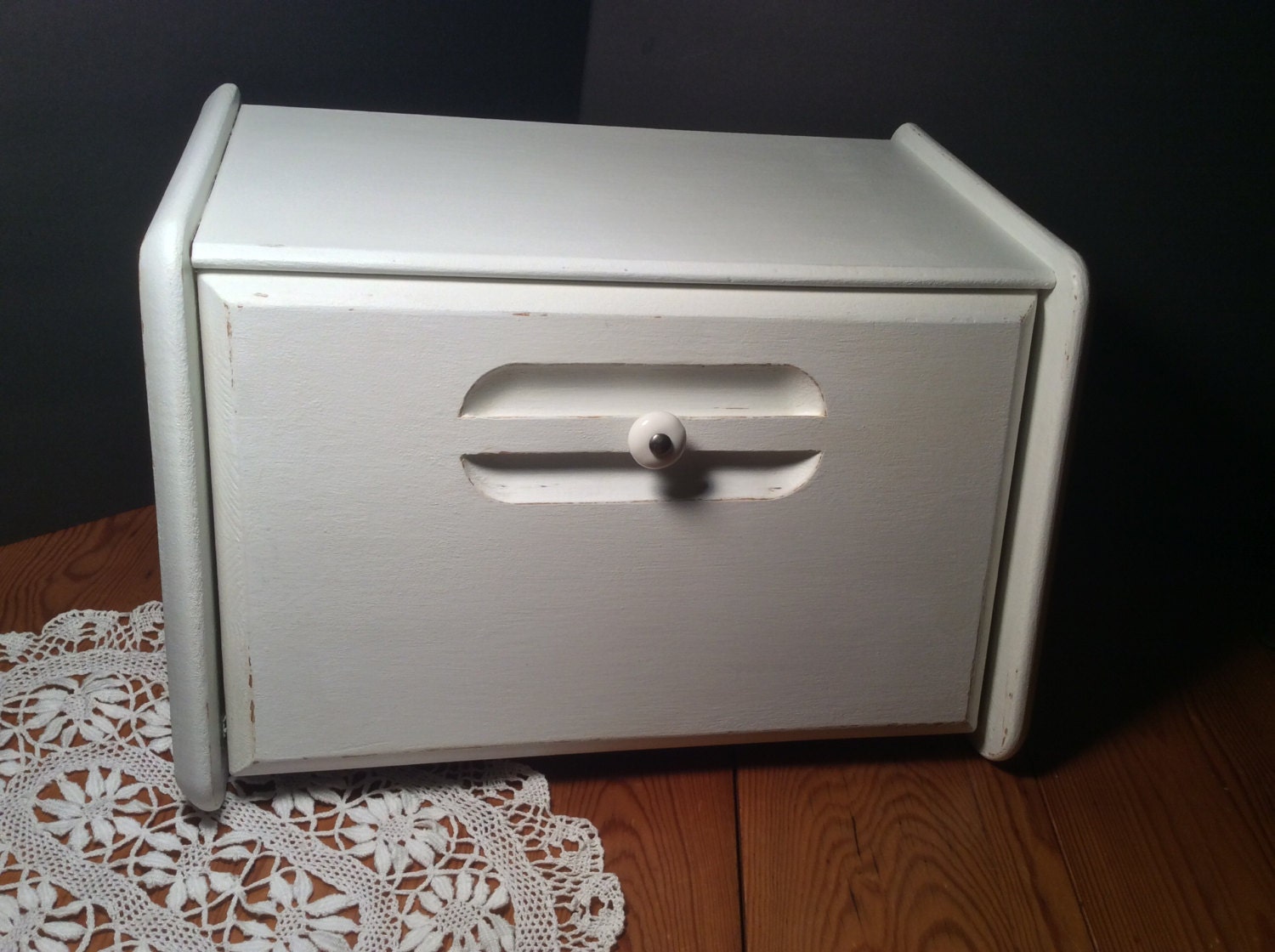 SOLD Wooden BREAD Box Shabby Chic Cottage Made in USA VintageBreadbox Haute Juice