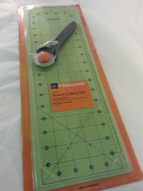 Fiskars 2 Piece Rotary Cutting Set 45mm Rotary Cutter 6x