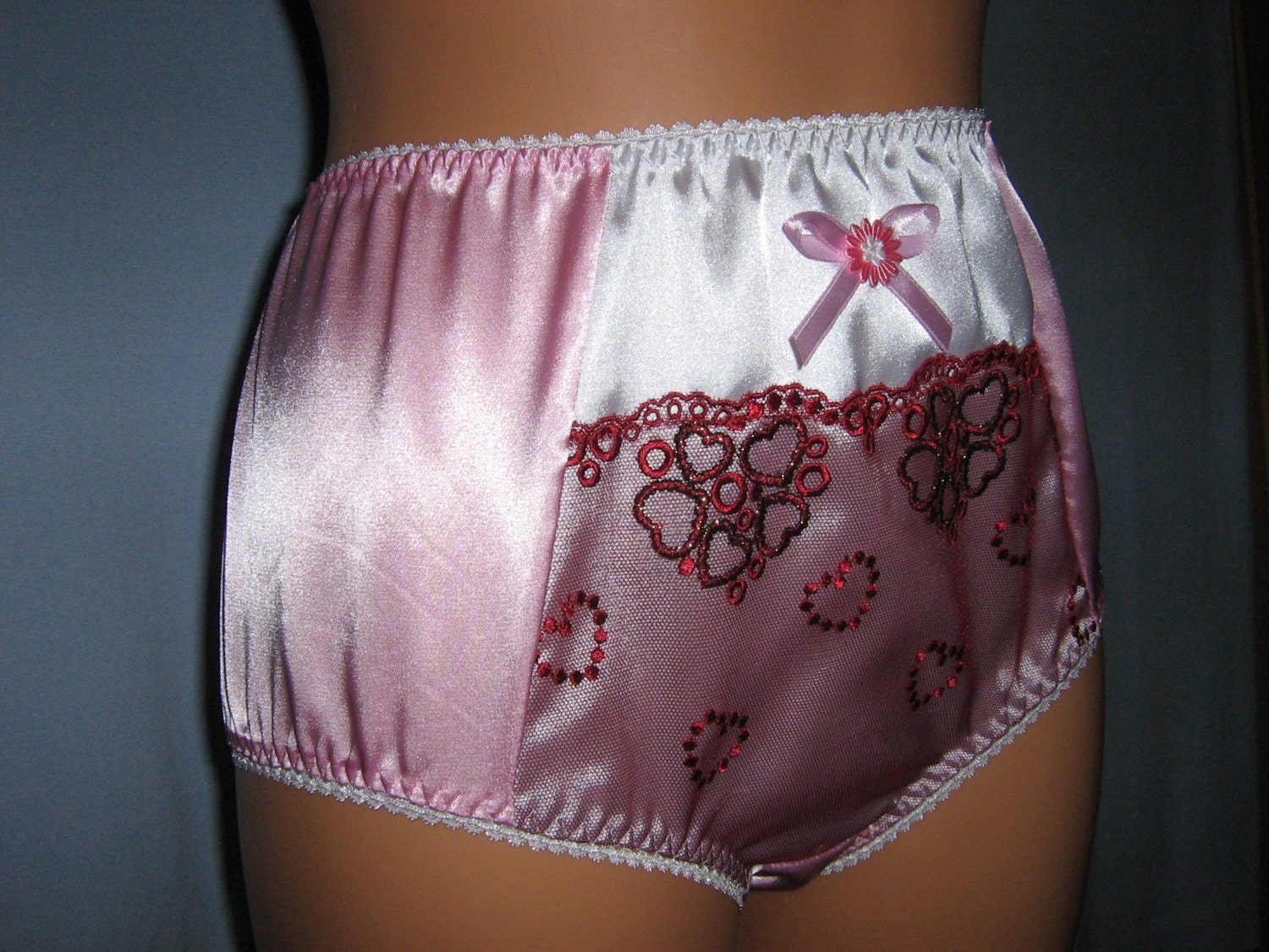 Vintage Retro Style Shiny Pink And White Satin