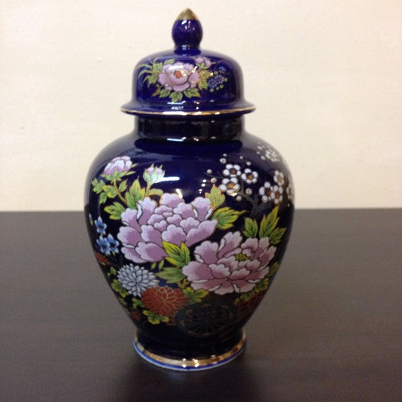 Kutani 8 Cobalt Blue Japanese Porcelain by MainStreetTradingCo