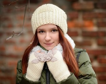 Set white hat and Fingerless Gloves woman