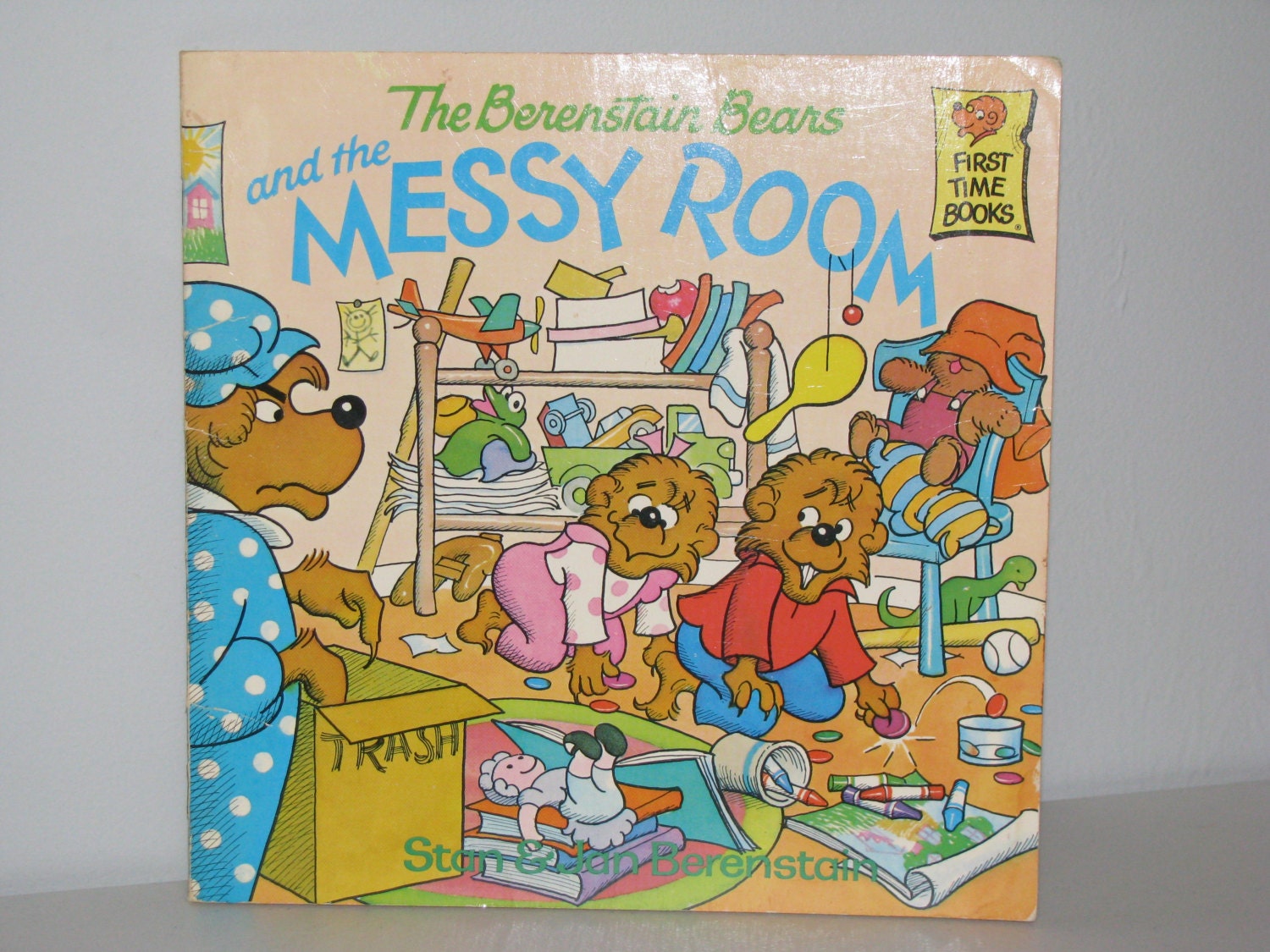the berenstain bears and the messy room book the berenstain bears and the messy room book