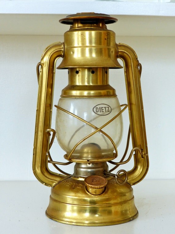 Vintage Dietz Brass Original 76' Oil Lantern Working