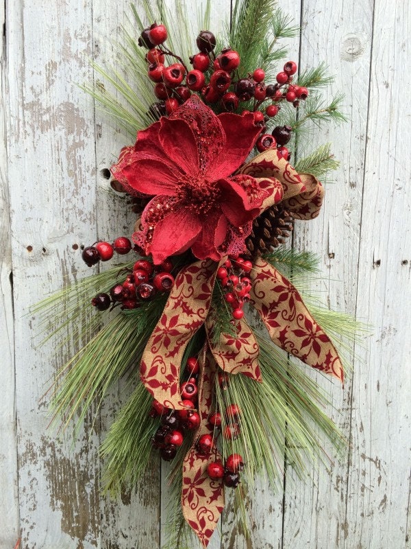 Red Christmas Berry Swag, Holiday Wreath for Door, Christmas Magnolia Swag, Flower Christmas Pine Wreath