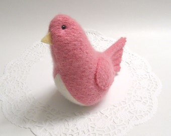 Pink Bird Soft Sculpture Wool Felt Bird Farmhouse Decor Woodland Nursery Animal Fabric Bird Handcrafted from Felted Wool Sweaters 723