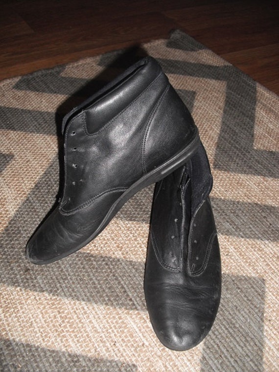 vintage Easy Spirit Black leather Granny Ankle Pixie Lace up