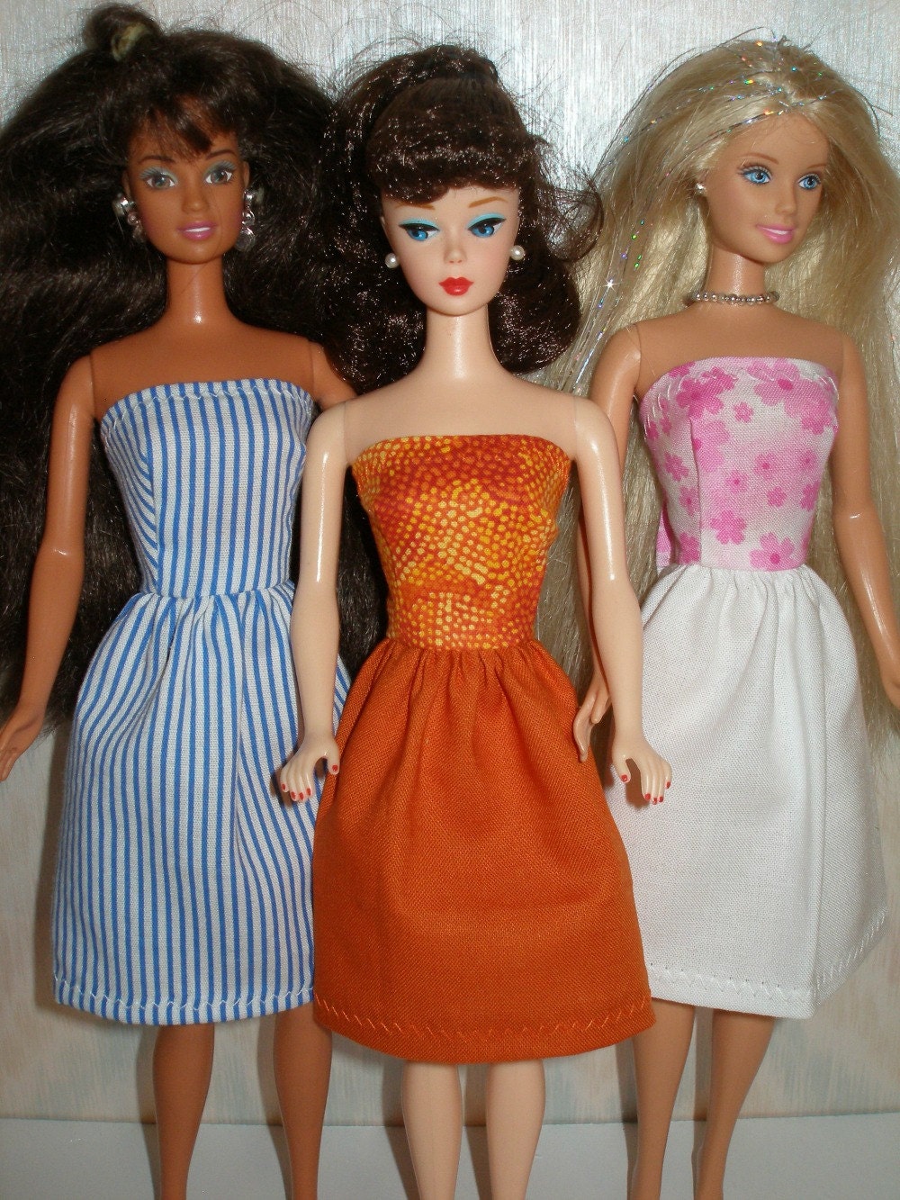 clothes to fit barbie dolls