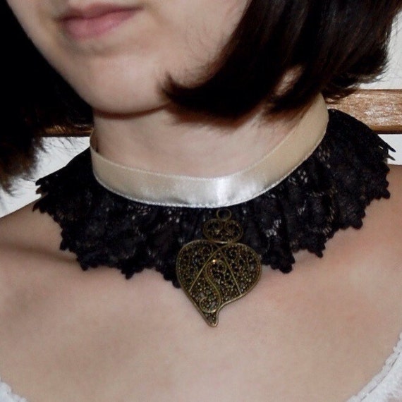 Steampunk lace choker, black and cream victorian necklace, gothic choker by LaBoutiqueSouthsea steampunk buy now online