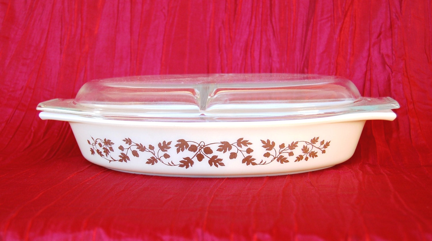 Pyrex divided serving dish