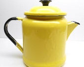 Vintage Yellow Enamel Teapot Vintage Yellow Enamel Teapot