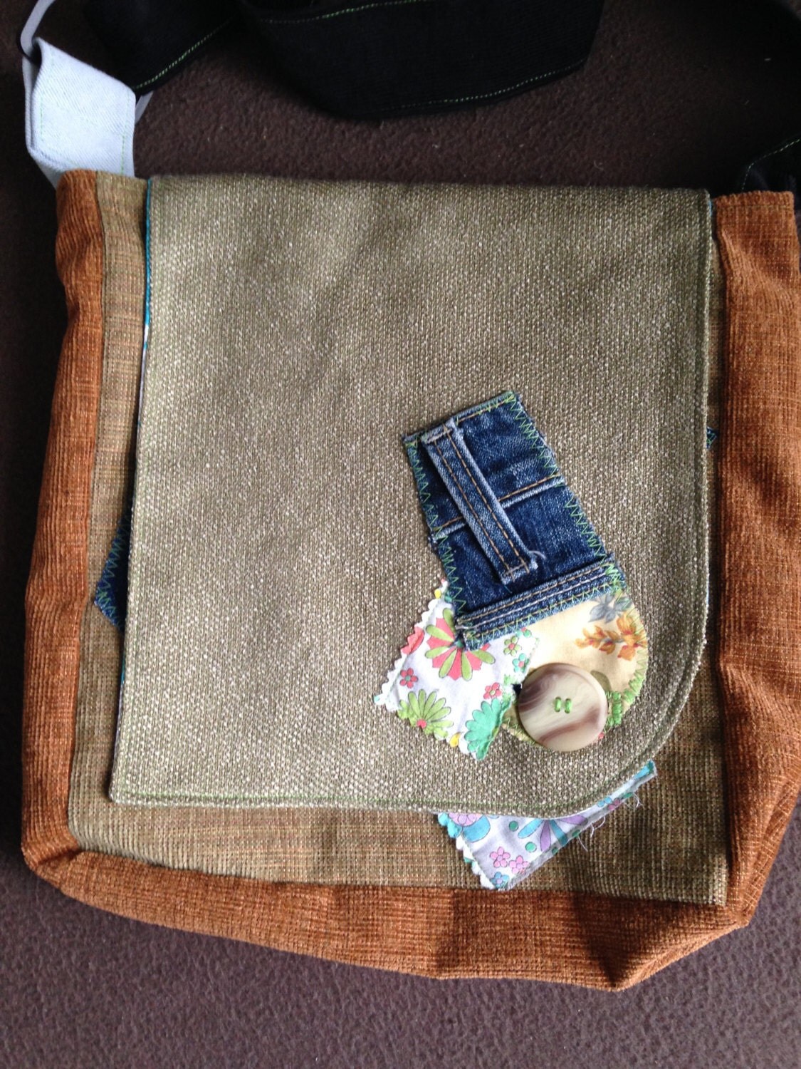 Button closure purse by PWARK on Etsy