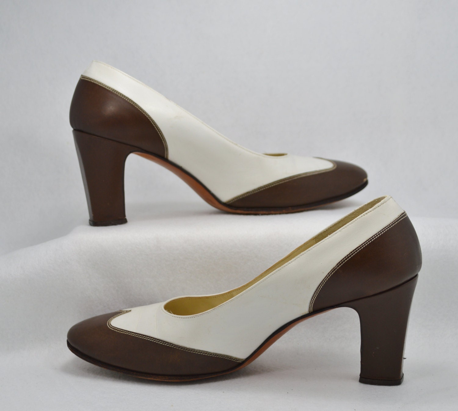 Womens Vintage Shoes Spectator Pumps 1950s Delman Shoes Brown