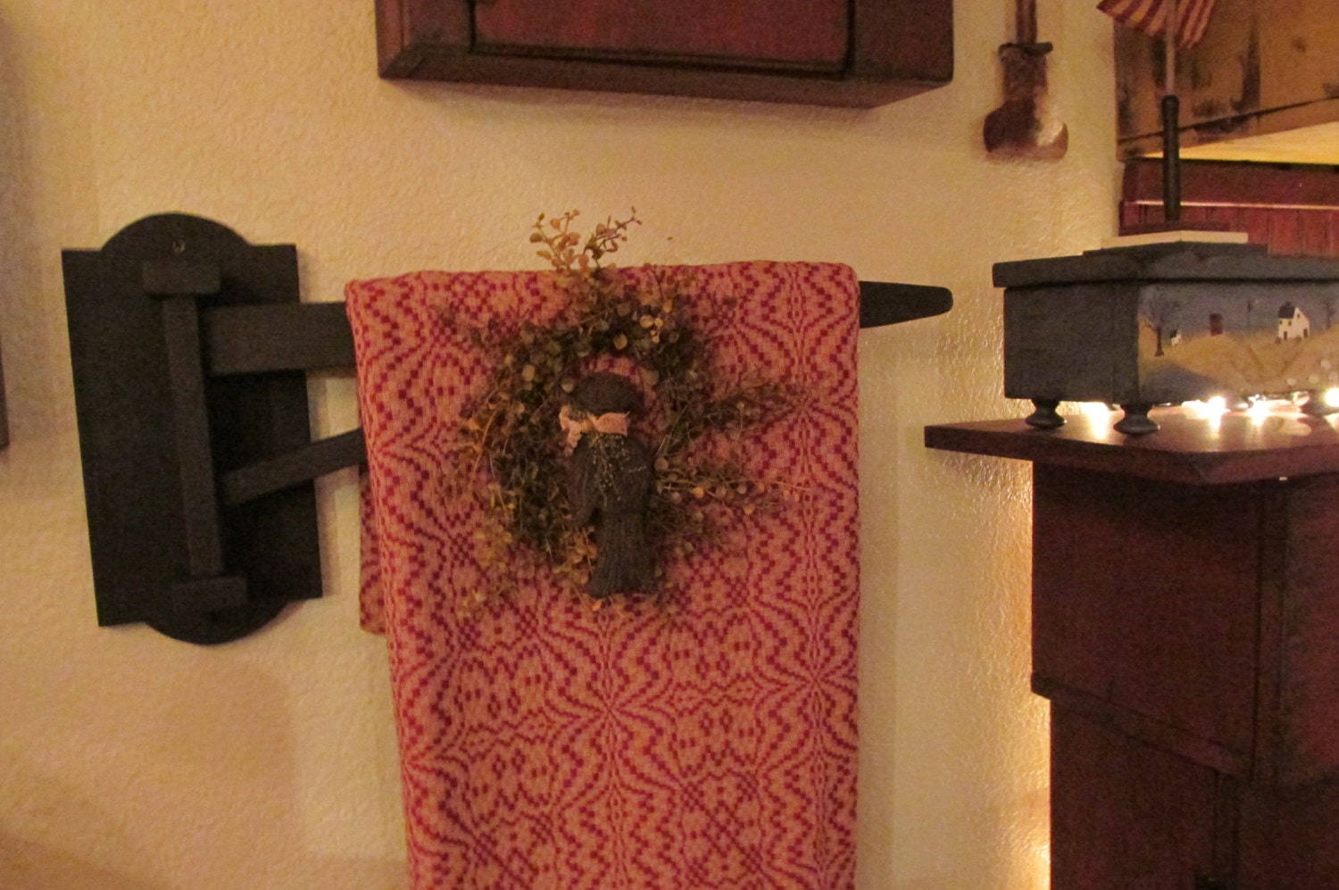 Primitive and Colonial Reproduction Blanket Crane Quilt Rack