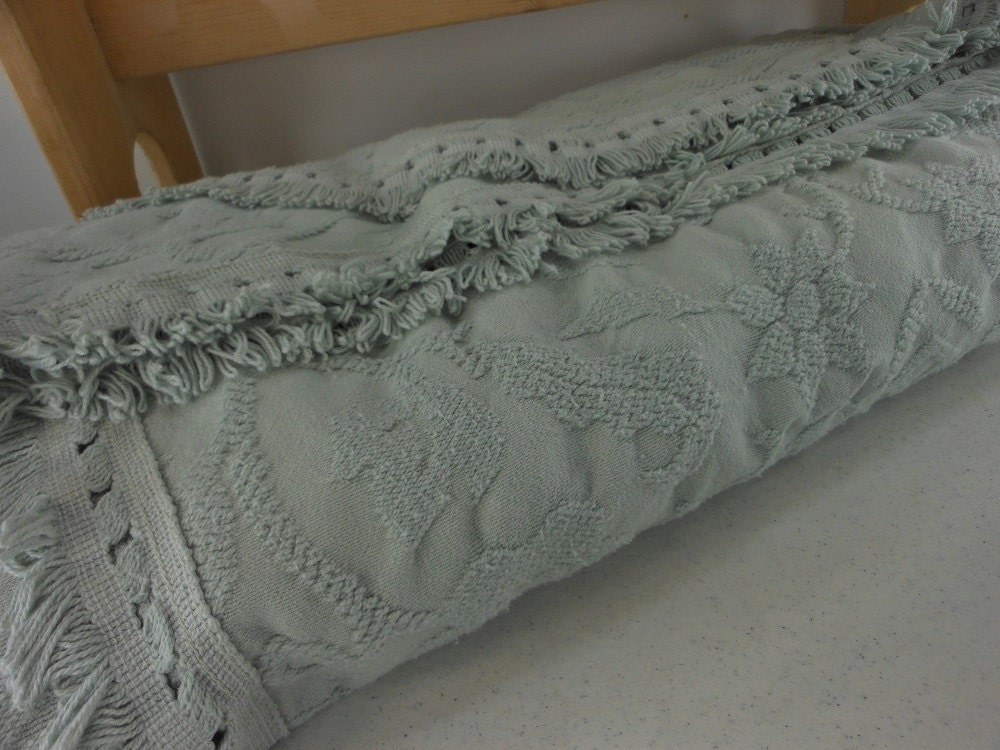 Vtg CROWN CRAFTS Queen Bedspread Dusty Aqua/Blue