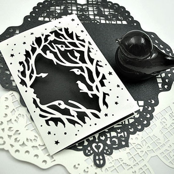 Set of vintage lace Envelopes // laser cut envelop// by Dokkipaper