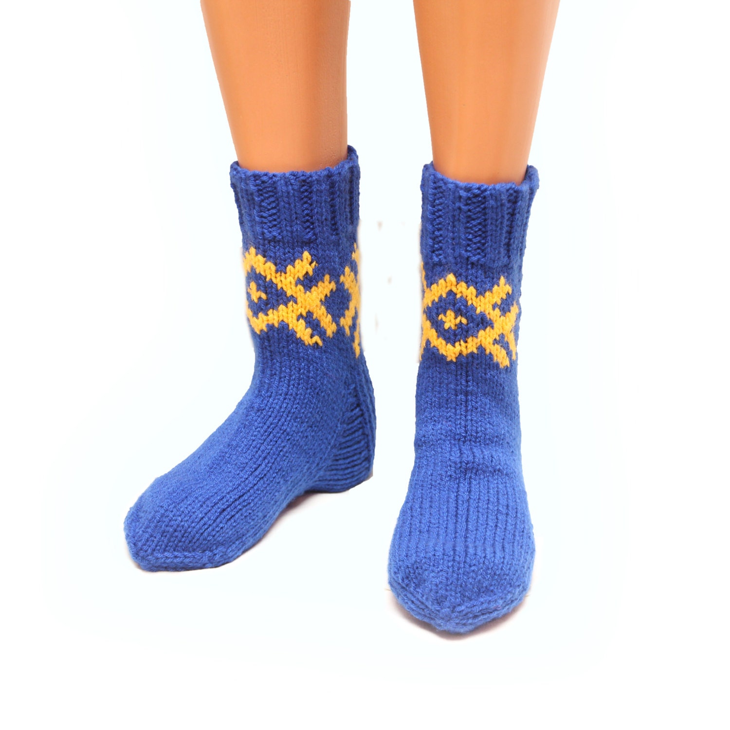 Handmade socks by warmpresents on Etsy