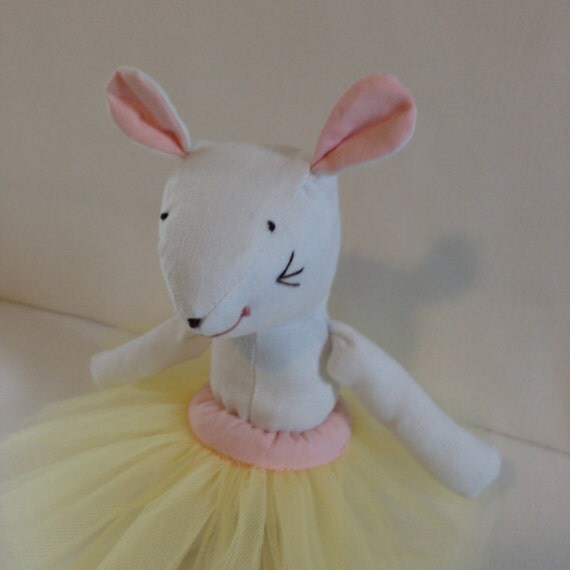 ballerina mouse toy